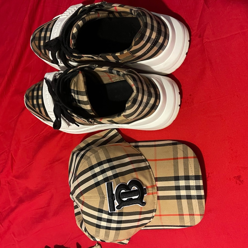 Burberry shoes